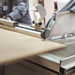 W dzisiejszych czasach niezwykle multum osób przeznacza swój wolny czas przed telewizorem